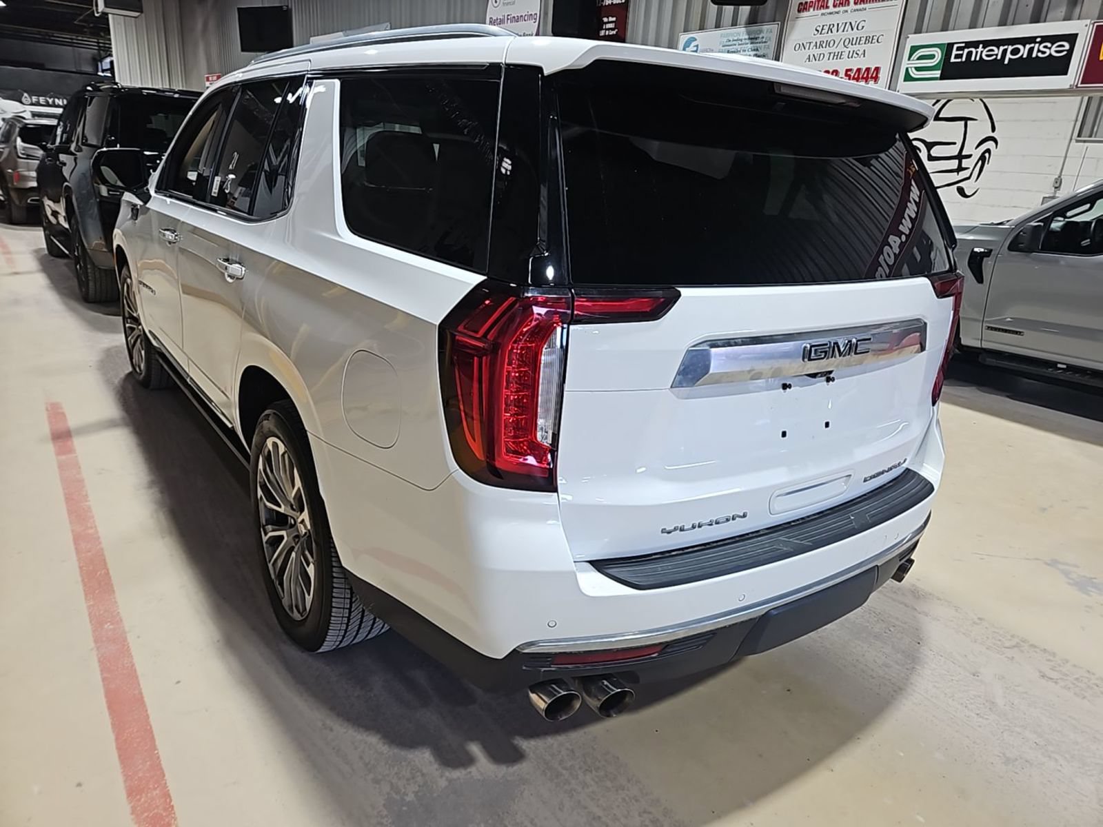 Used 2021 GMC Yukon Denali w/ Denali Ultimate Package AWD/4WD image 6