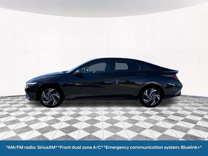 New 2025 Hyundai Elantra SEL