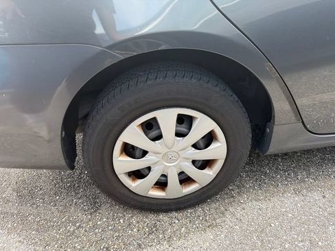 Used 2013 Toyota Corolla L FWD image 13