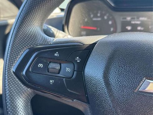 Used 2024 Chevrolet Trax LS w/ LS Convenience Package FWD image 29