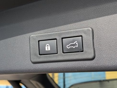 Used 2022 Subaru Ascent Onyx Edition AWD/4WD image 15