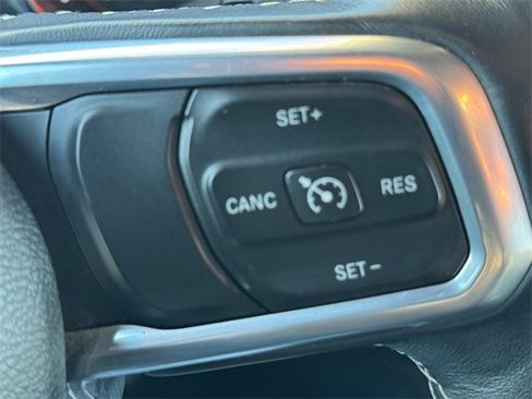 Certified 2019 Jeep Wrangler Unlimited Sahara image 20