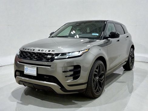 Used 2022 Land Rover Range Rover Evoque R-Dynamic S image 3