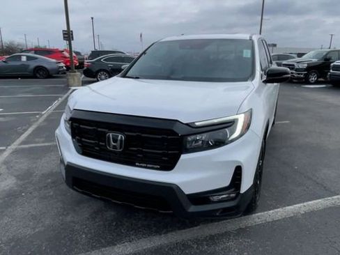 Used 2025 Honda Ridgeline Black Edition image 5