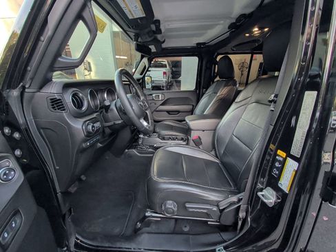 Used 2021 Jeep Wrangler Unlimited Sahara 4xe image 14