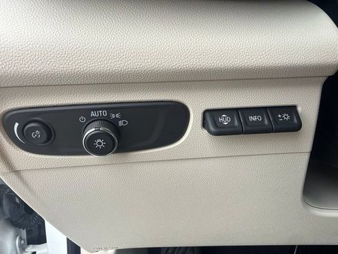 Used 2023 Buick Envision Avenir AWD/4WD image 20