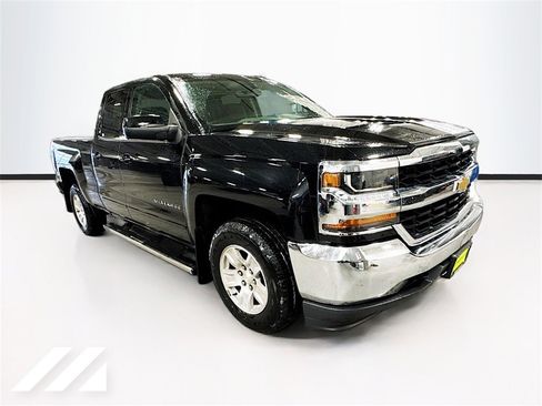 Used 2019 Chevrolet Silverado 1500 LT image 3