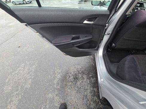 Used 2011 Honda Accord LX image 21