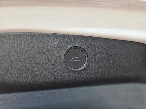 Used 2023 Tesla Model 3 Standard Range RWD image 49
