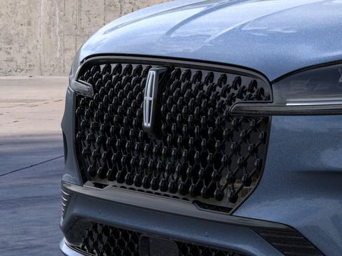 New 2026 Lincoln Aviator Reserve AWD/4WD image 17
