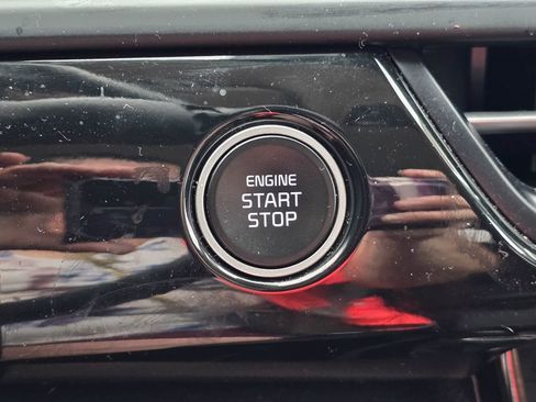 Used 2024 Kia Seltos S image 18