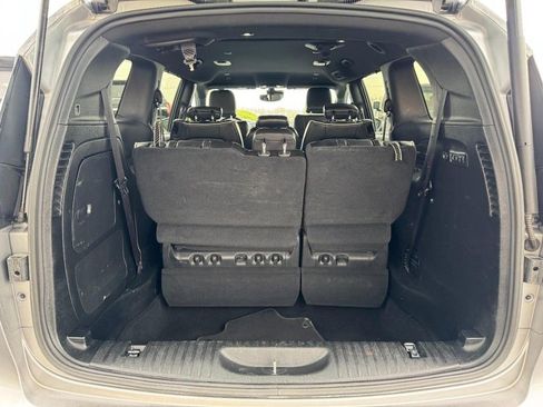 Used 2019 Chrysler Pacifica Limited w/ Advanced Safetytec Group image 6