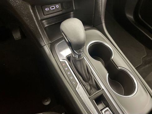 Used 2023 Chevrolet Equinox LT image 18