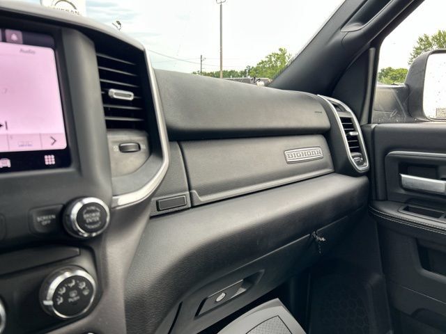 Used 2022 RAM 2500 Big Horn w/ Night Edition AWD/4WD image 40