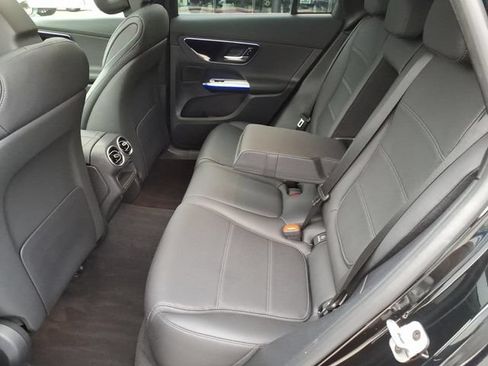 Certified 2025 Mercedes-Benz GLC 300 4MATIC image 18