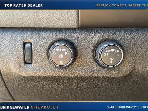Used 2017 Chevrolet Colorado Z71 AWD/4WD image 29