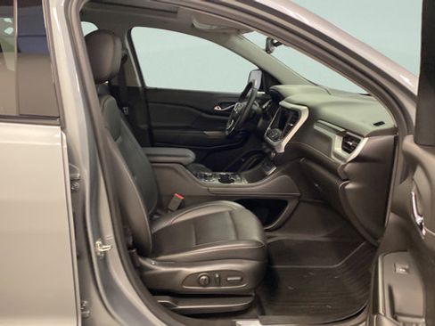 Used 2023 GMC Acadia SLT w/ Elevation Edition AWD/4WD image 34