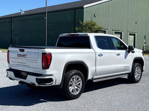 Used 2022 GMC Sierra 1500 Denali AWD/4WD image 8