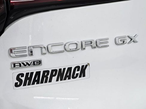 Used 2024 Buick Encore GX Sport Touring AWD/4WD image 29