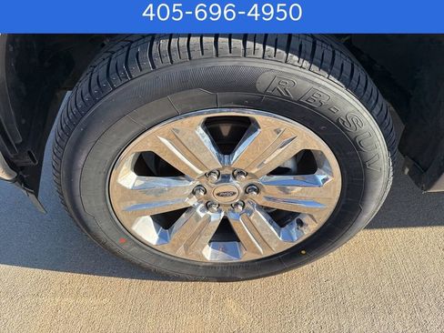 Used 2020 Ford F150 Lariat image 6