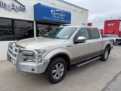 Used 2018 Ford F150 Lariat w/ Equipment Group 502A Luxury AWD/4WD image 2