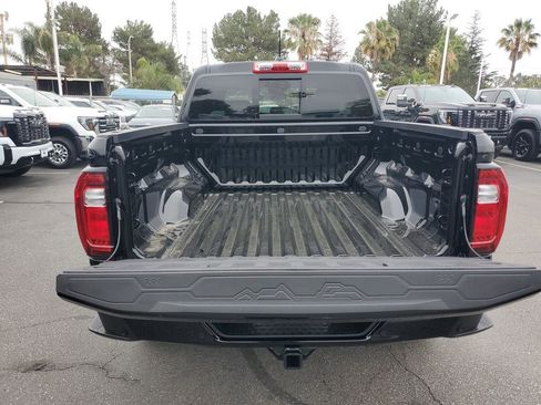 New 2026 GMC Canyon AT4 AWD/4WD image 5
