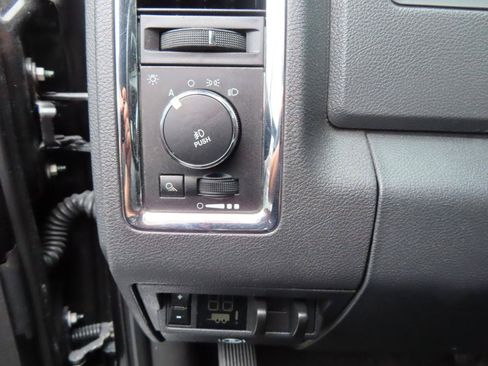 Used 2010 Dodge Ram 2500 Truck Laramie w/ Protection Group AWD/4WD image 33