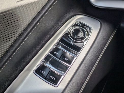 Used 2023 Chevrolet Corvette Stingray Preferred Conv w/ 2LT image 23