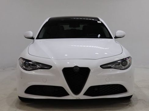 Used 2019 Alfa Romeo Giulia AWD w/ Cold Weather Package image 2