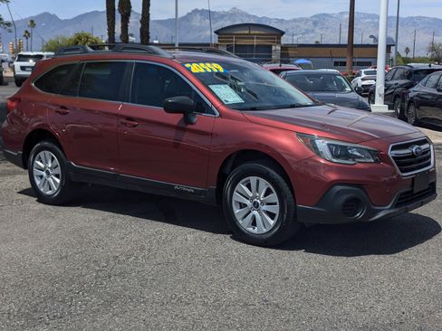 Used 2018 Subaru Outback 2.5i AWD/4WD image 1