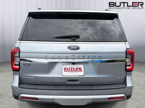 Used 2024 Ford Expedition Max Limited AWD/4WD image 5