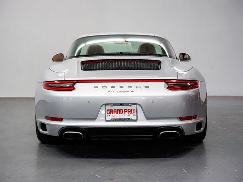 Used 2017 Porsche 911 Targa 4 AWD/4WD image 4
