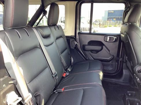 New 2026 Jeep Wrangler Unlimited Rubicon image 36