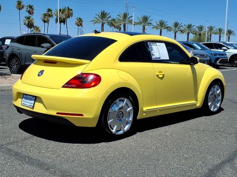 Used 2012 Volkswagen Beetle 2.5 FWD image 7