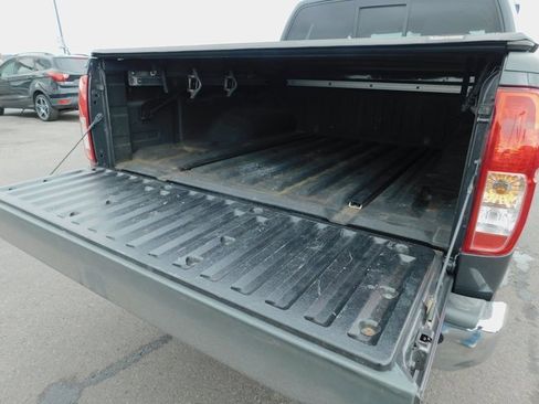 Used 2015 Nissan Frontier SV w/ SV Value Truck Package image 12