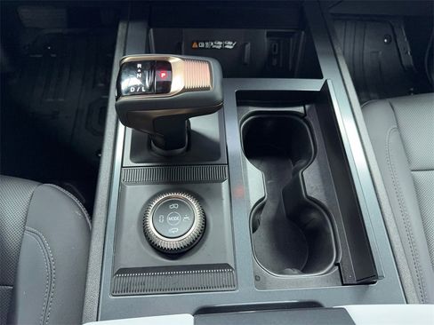 Used 2025 GMC Hummer EV 2X image 46