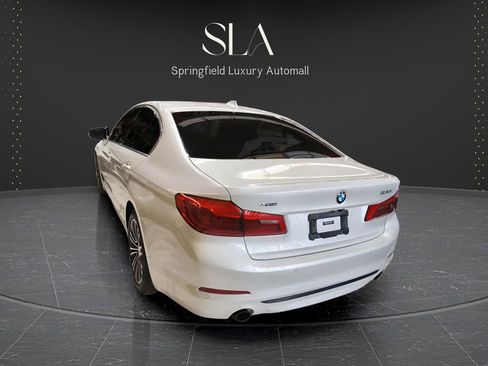 Used 2019 BMW 530i xDrive w/ Convenience Package AWD/4WD image 9