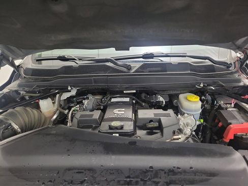 Used 2022 RAM 2500 Laramie AWD/4WD image 34