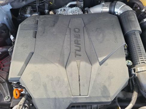 Used 2025 Kia Sorento EX w/ Panoramic Sunroof Package image 15