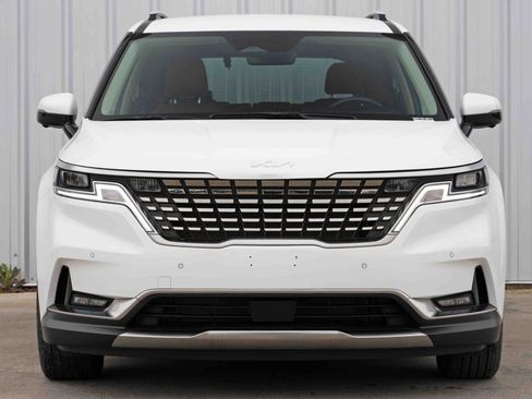 Used 2024 Kia Carnival SX image 7