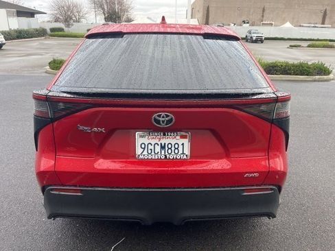 Used 2023 Toyota bZ4X XLE image 6