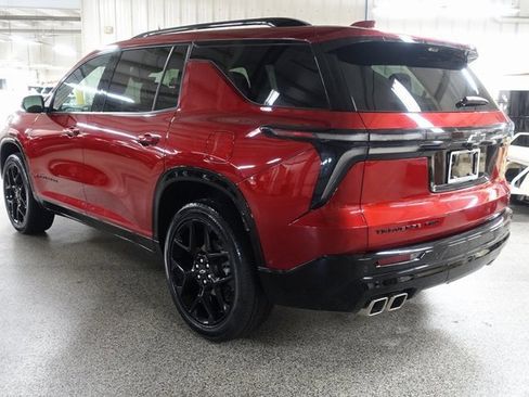 Used 2024 Chevrolet Traverse RS w/ LPO, Floor Liner Package image 5