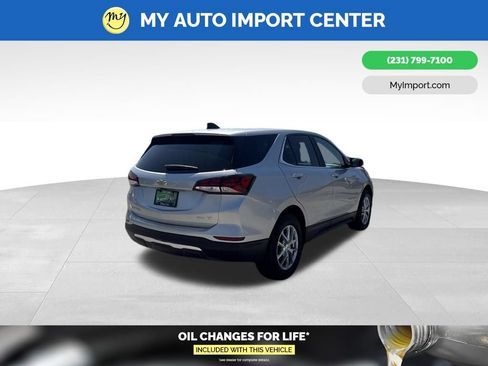 Used 2022 Chevrolet Equinox LT w/ Driver Convenience Package AWD/4WD image 7