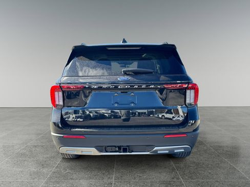 New 2026 Ford Explorer Active w/ Active Comfort Package image 4