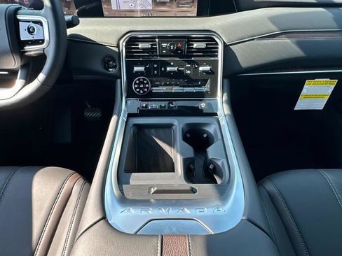 New 2025 Nissan Armada SL w/ Captain's Chari Seat Package image 33