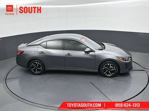 Used 2024 Nissan Sentra SV FWD image 43