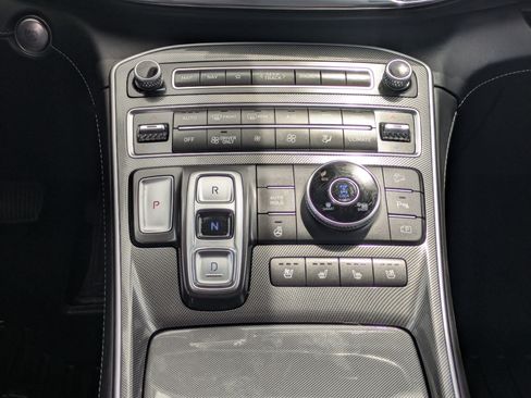 Certified 2023 Hyundai Santa Fe Limited AWD/4WD image 27