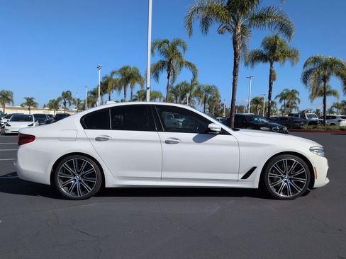 Used 2017 BMW 540i RWD image 11
