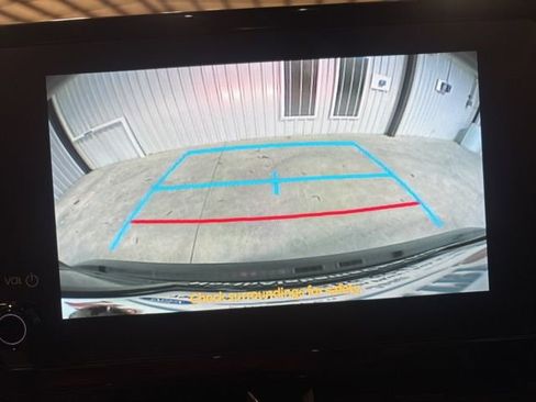 Used 2025 Toyota Corolla LE image 20