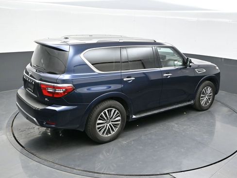 Used 2024 Nissan Armada SL w/ Captain's Chairs Package image 42